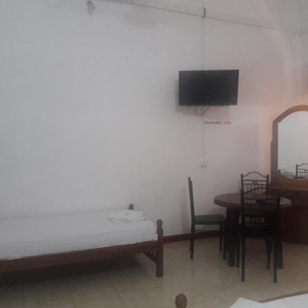 Hotel Blue Whale Jaffna Luaran gambar