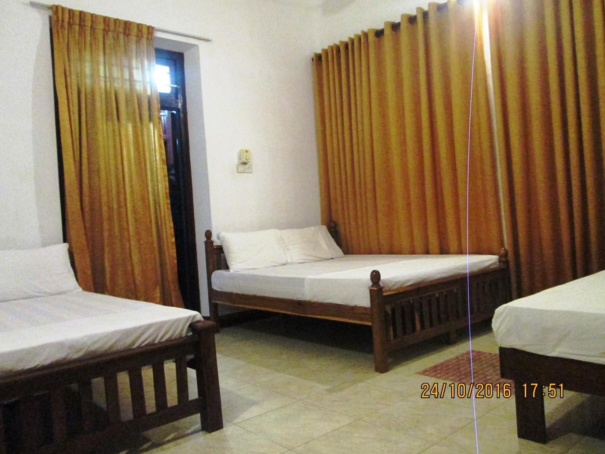 Hotel Blue Whale Jaffna Luaran gambar