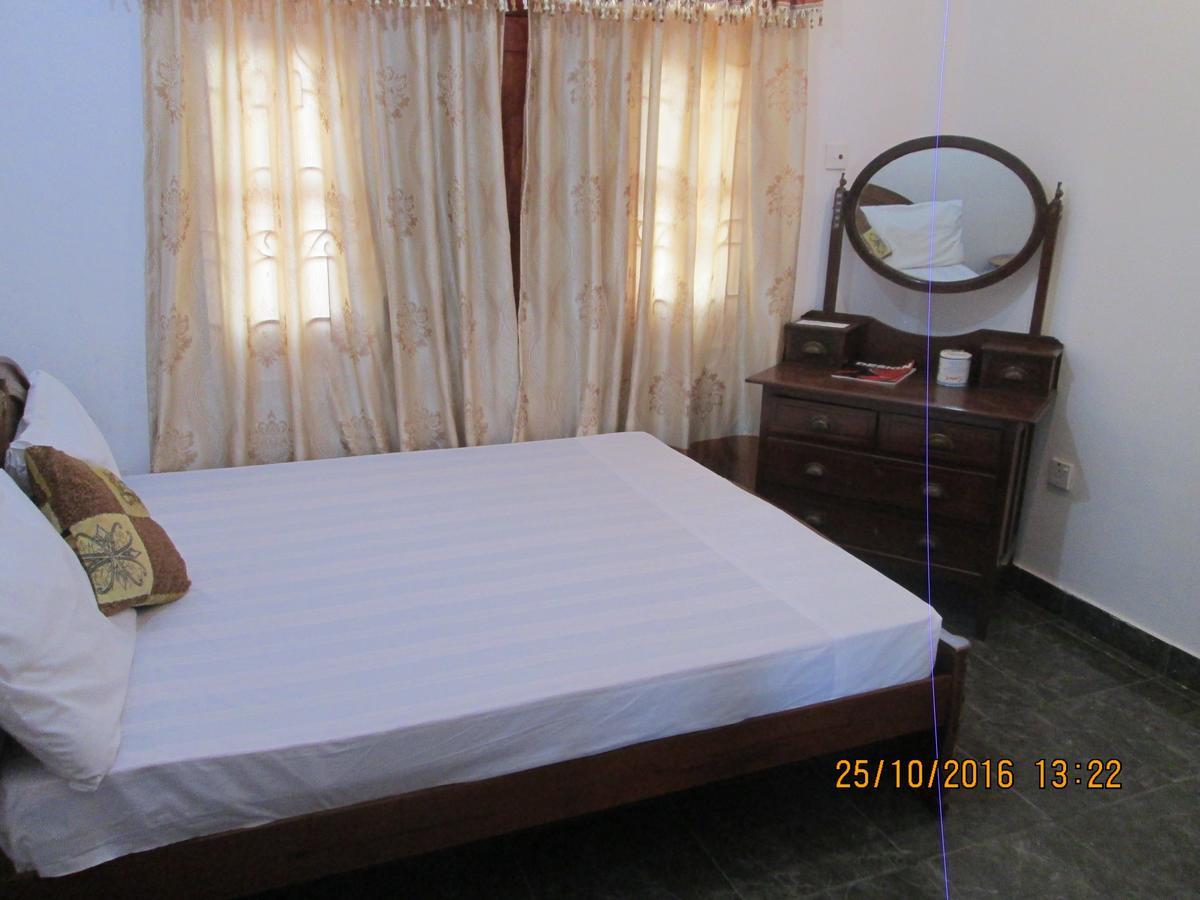 Hotel Blue Whale Jaffna Luaran gambar