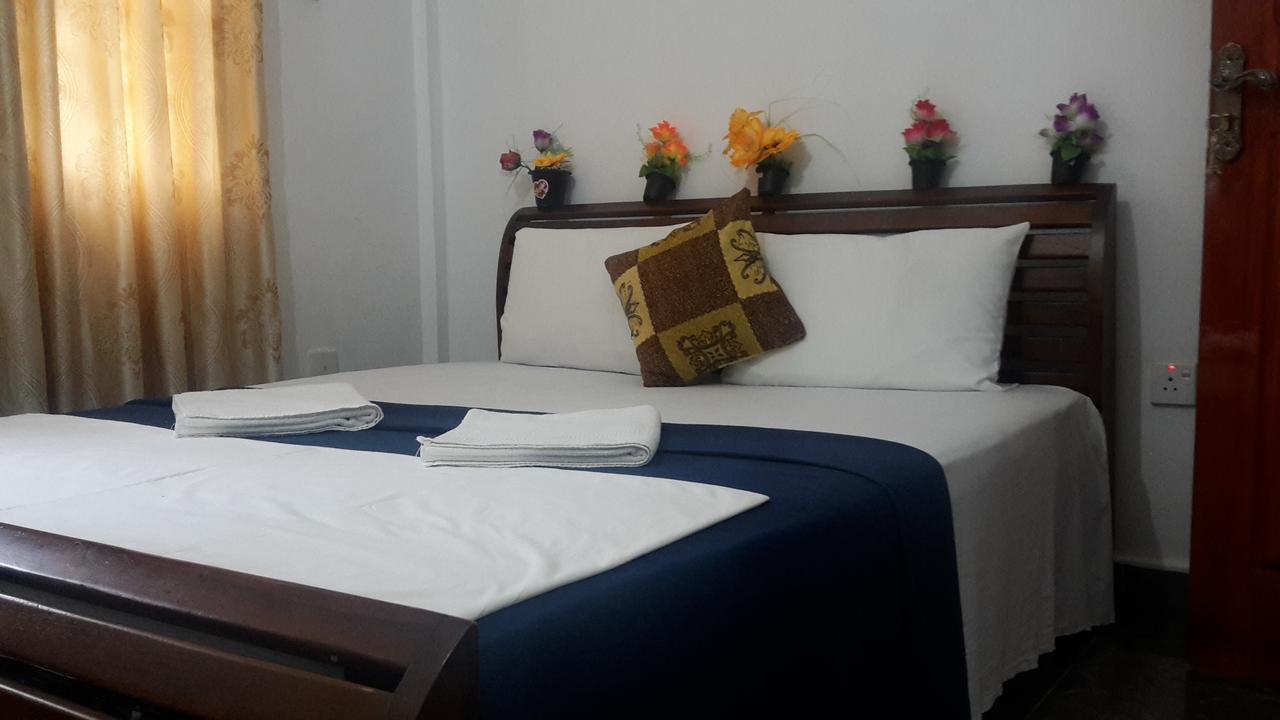 Hotel Blue Whale Jaffna Luaran gambar
