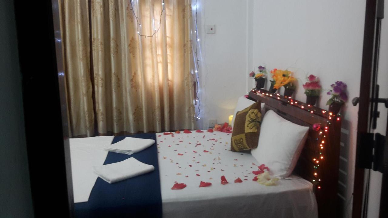 Hotel Blue Whale Jaffna Luaran gambar