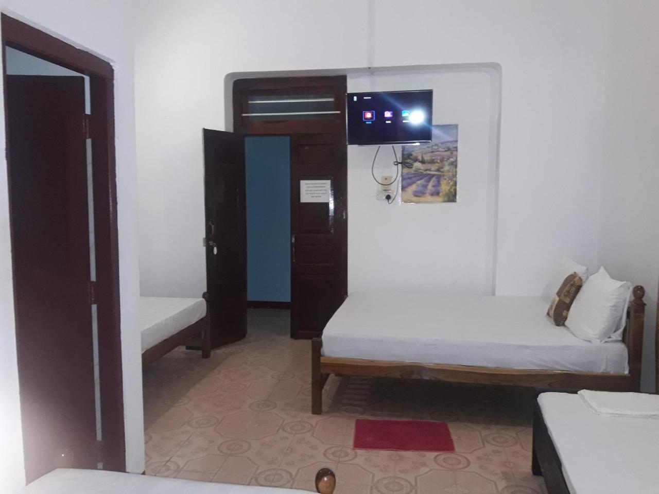 Hotel Blue Whale Jaffna Luaran gambar