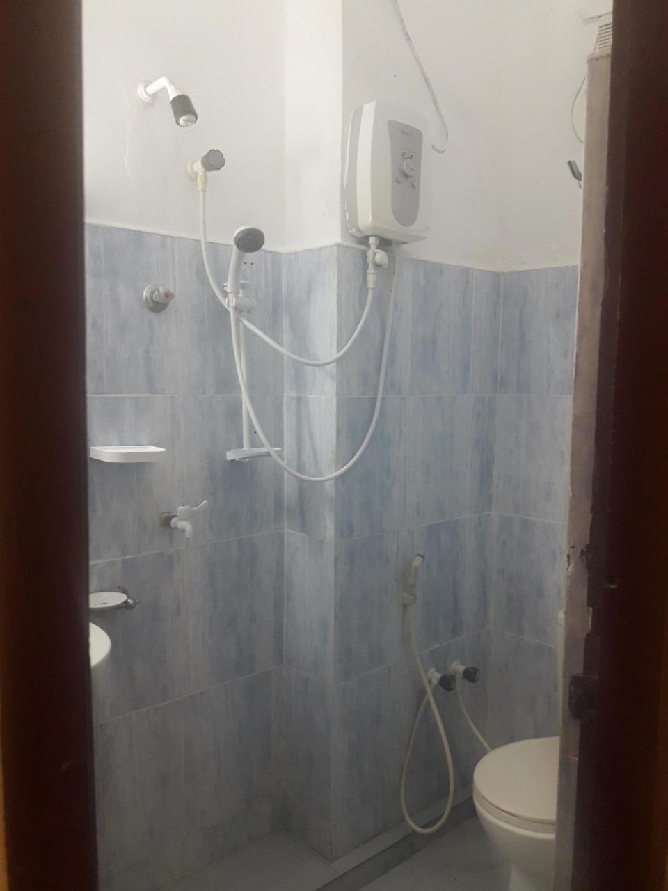 Hotel Blue Whale Jaffna Luaran gambar