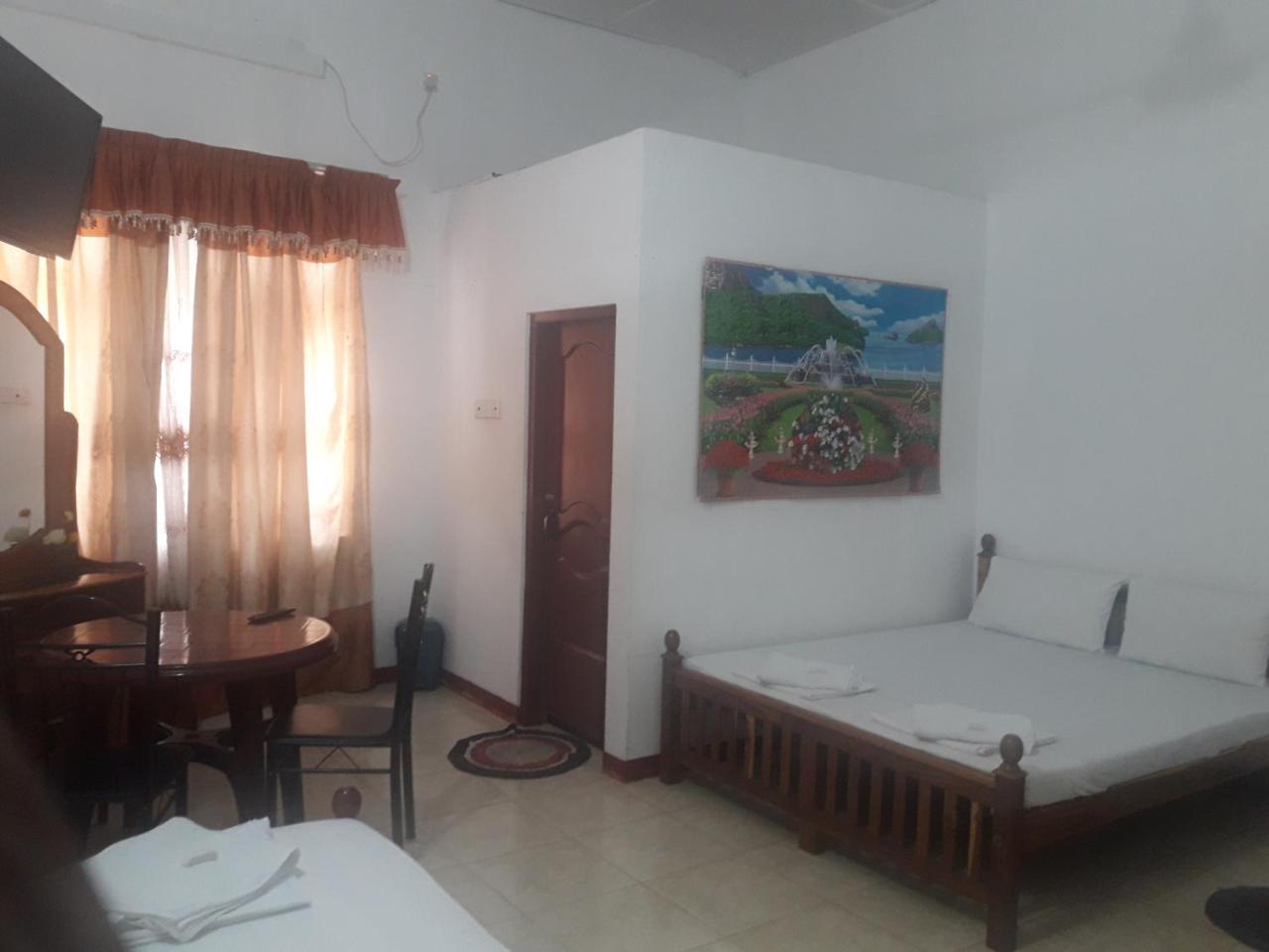 Hotel Blue Whale Jaffna Luaran gambar