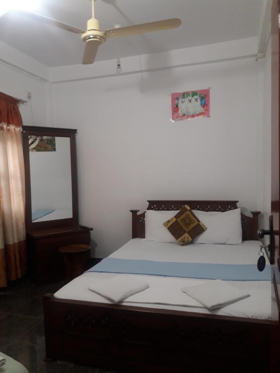 Hotel Blue Whale Jaffna Luaran gambar